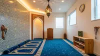 7 Desain Mushola di Rumah untuk 3–4 Anggota Keluarga yang Kecil Tapi Nyaman