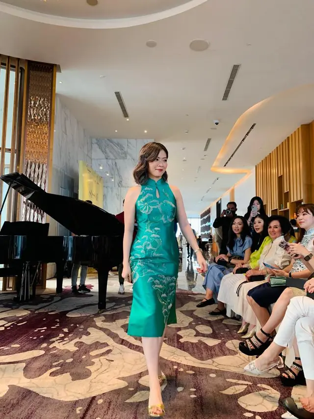 Sambut Imlek 2024 dengan Koleksi Busana Timeless dari SISSAE