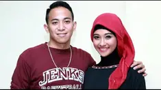 Keputusannya untuk kerja sampingan sebagai sopir taksi uber, ia mengaku mendapat keuntungan bersih sebesar 500 ribu rupiah.