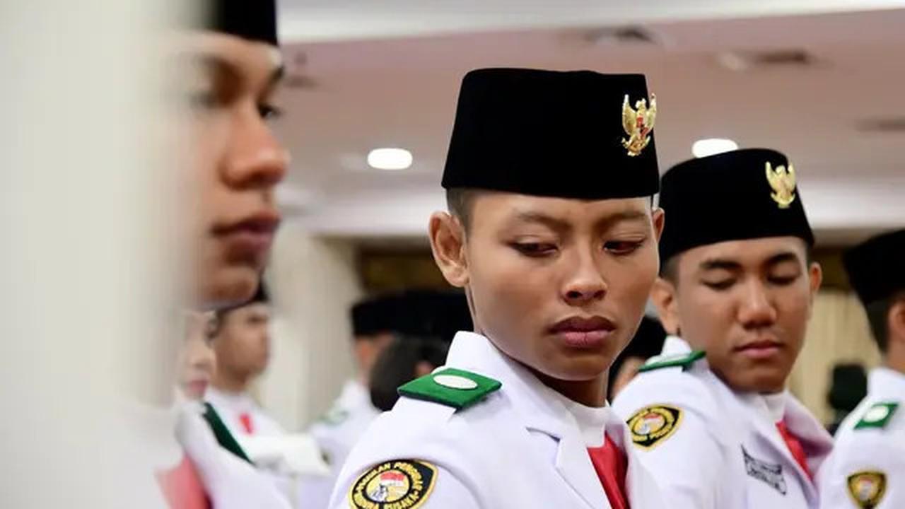 Bianca Alessia, Siswi SMA Lentera Harapan Tomohon Jadi Pembawa Baki Paskibraka Nasional 2025
