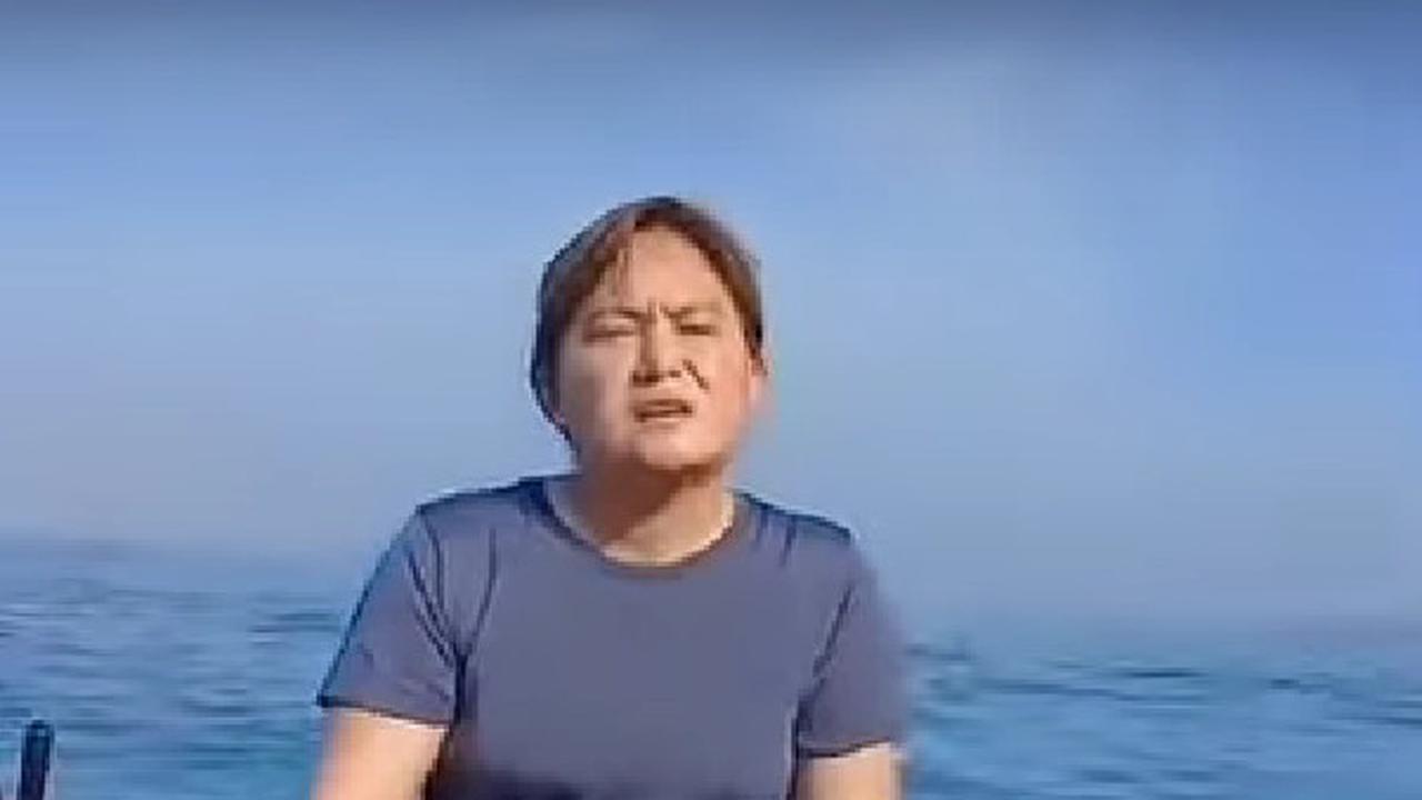 Kemenparekraf Berikan Tanggapan Hotel yang Larang Warga Lokal Surfing di Sumba