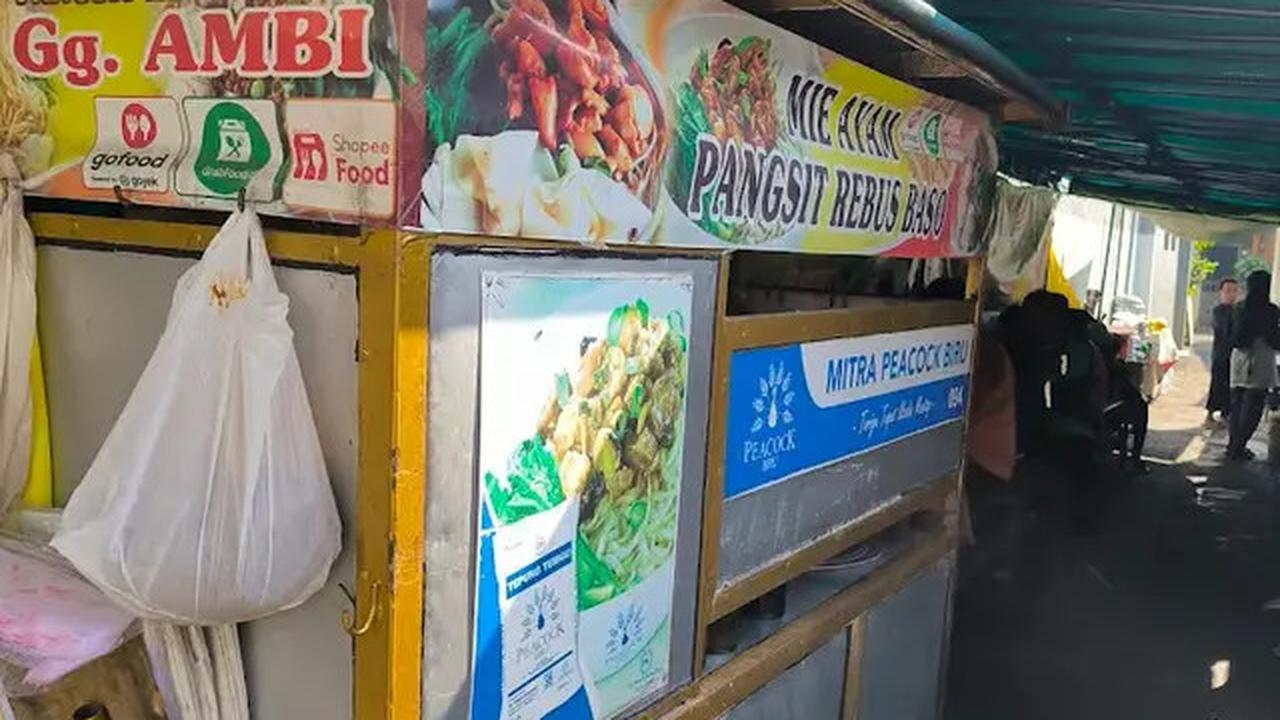 15 Rekomendasi Tempat Makan Enak di Dekat Stasiun Bogor, Kuliner Legendaris hingga Kekinian