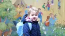 Ini saat Pangeran George masuk sekolah di Westacre Montessori School. (REX/Shutterstock/HollywoodLife)