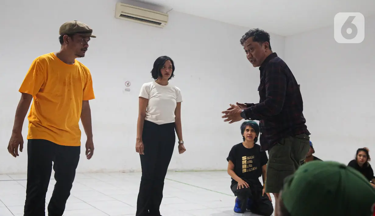 Di bawah arahan Totos Rasiti, Asmara Abigail berhasil menampilkan peran yang kuat dan memikat. (Liputan6.com/Angga Yuniar)