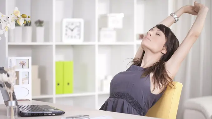 [Bintang] Menjaga Kebugaran Tubuh Ketika Bekerja di Kantor