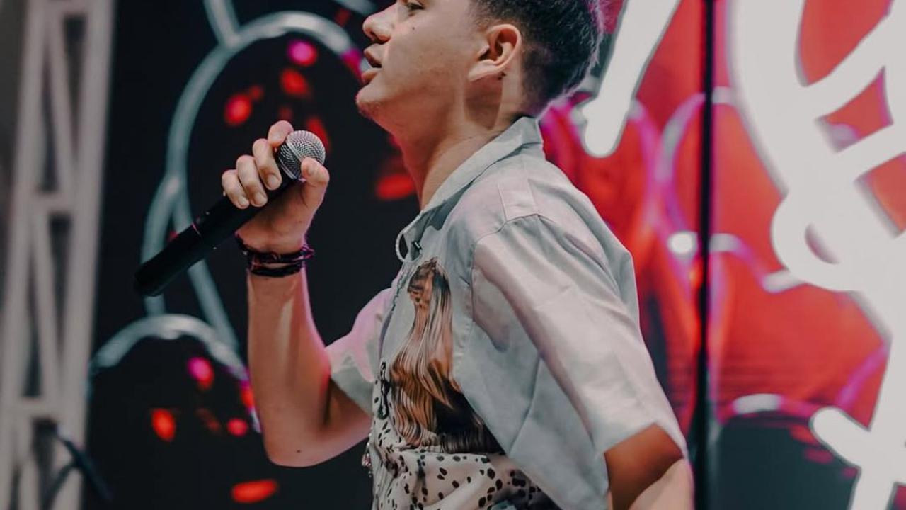 Nyoman Paul Menangi Penghargaan Pendatang Baru Terbaik di AMI Awards 2024, Sampaikan Kata Motivasi