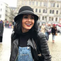 Dan masih banyak lagi yang memuji kecantikan Yuni Shara. Penyanyi senior itu selama ini dikenal sebagai salah satu artis yang awet muda. Meski usianya telah menginjak 46 tahun pada Juni mendatang. (Instagram/yunishara36)