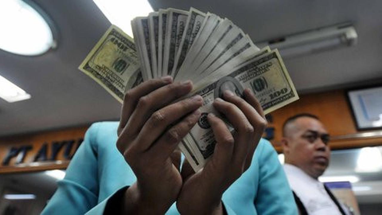 Perang mata uang pun belum mampu runtuhkan dolar