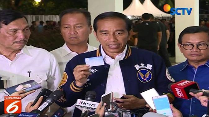 Temui Pendukung Di Senayan Jokowi Jelaskan Kartu Prakerja News Liputan6 Com