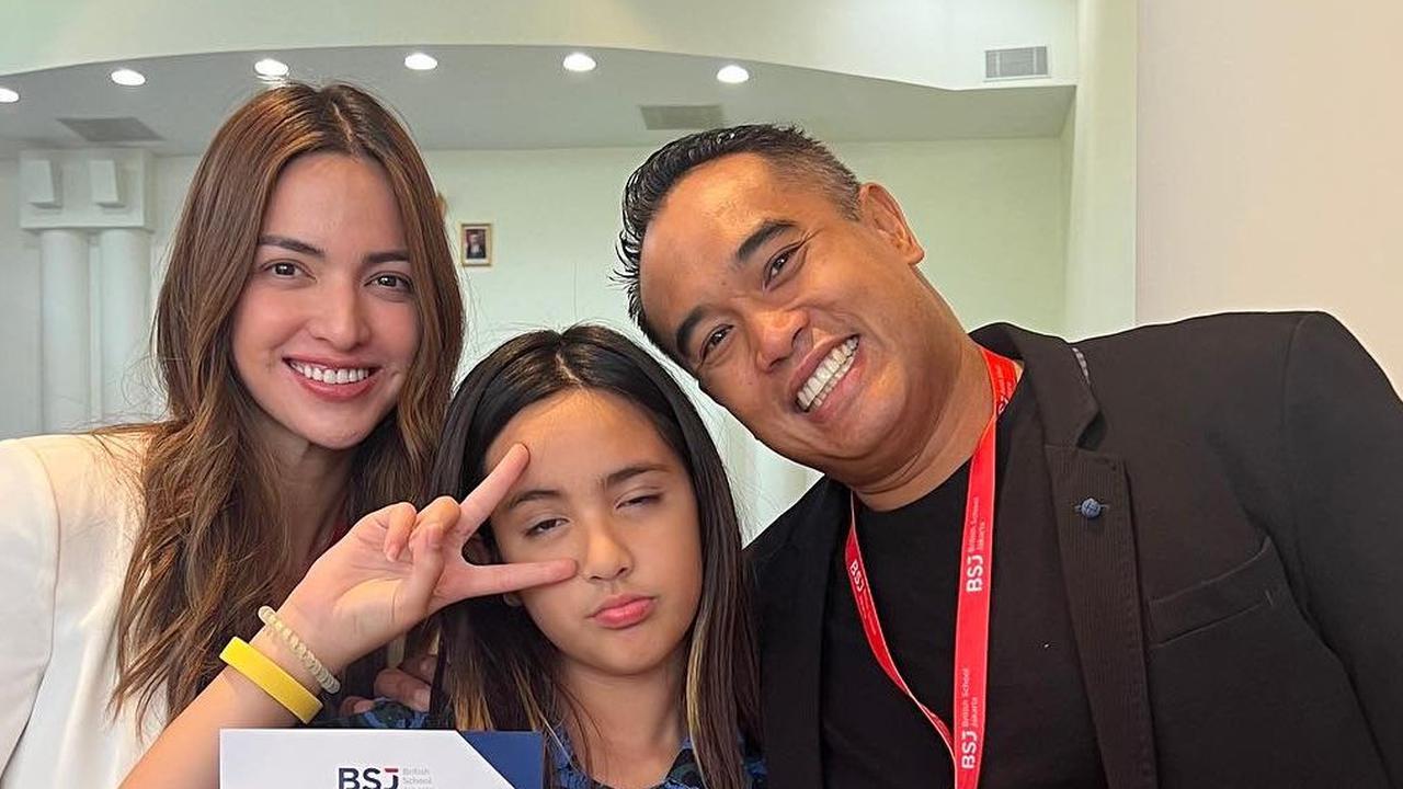 Ardi Bakrie Pusing Lihat Mikhayla Sudah ABG, Ada Acara Sekolah Pakai Dress Bak Gadis Dewasa