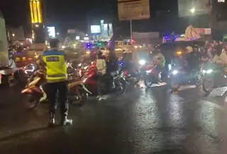 Konvoi Juara Persib di Cianjur Diwarnai Penangkapan, Oknum Bobotoh Mabuk dan Bawa Sajam