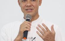 Ganjar Siap Jalankan UU Pesantren Jika Menang Pilpres 2024