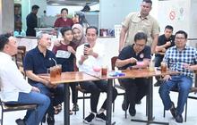 VIDEO: Detik-Detik Pria Kalimantan Nangis Kencang Usai Bertemu Presiden Jokowi