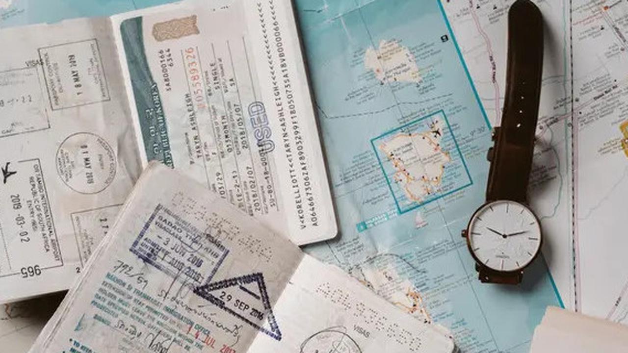 Mengenal Perbedaan Visa untuk Masuk Negara dan Visa pada Kartu Kredit