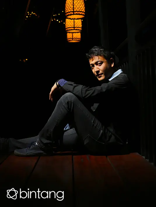 Peraih penghargaan ‘Aktor Utama Paling Ngetop di ajang SCTV Awards 2012’ ini merasa terharu ketika melihat dukungan penggemarnya luar biasa besar saat dirinya membintangi film ‘Magic Hour’. (Galih W. Satria/Bintang.com)