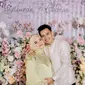 Potret Witan Sulaiman dan sang istri yang mengadakan acara tasyakuran tujuh bulanan, sumber Instagram: @rismahanisulaiman_