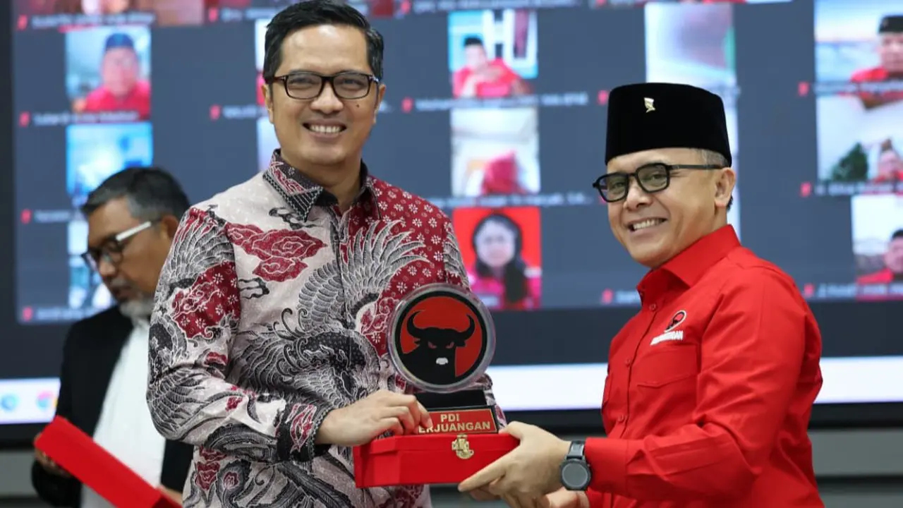 Ketua DPP PDIP Abdullah Azwar Anas saat di sekolah partai di Lenteng Agung Jakarta dalam acara Hari Anti Korupsi Sedunia.
