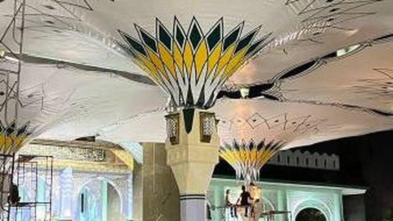 Mengagumi Kemegahan Masjid Raya Al A'zhom di Kota Tangerang, Dibangun Tanpa Tiang dan Kini Punya Payung Nabawi
