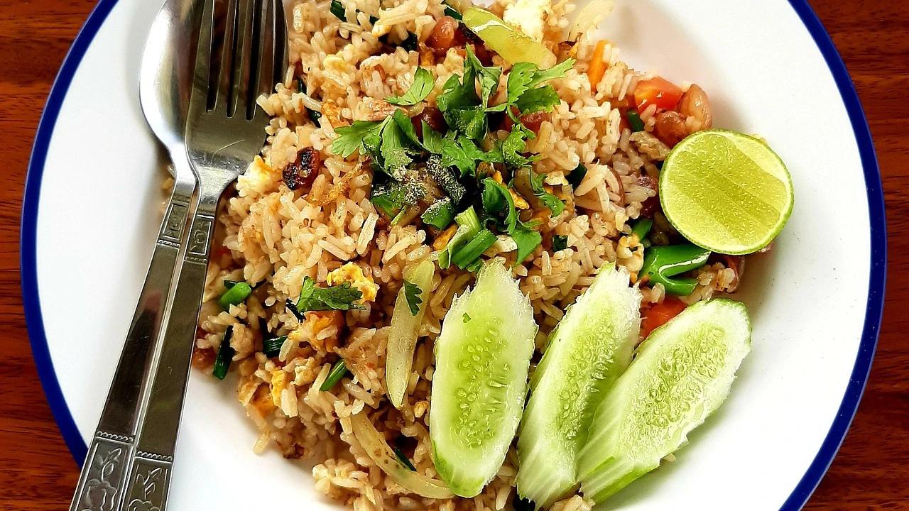 Ternyata Ini Kunci Aroma Nasi Goreng Abang Gerobak yang Bikin Ketagihan, Yuk Coba