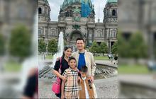 8 Momen Keseruan Titi Kamal dan Keluarga Liburan di Jerman, Penampilannya Cantik dan Awet Muda Bikin Salfok