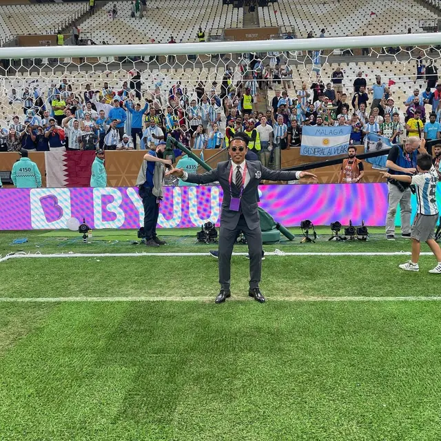Deretan Skandal Salt Bae, Terbaru Pegang Trofi Piala Dunia Sembarangan dan Dicueki Lionel Messi
