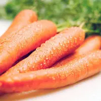 Masker wortel dapat meredakan kulit kering. (via: istimewa)