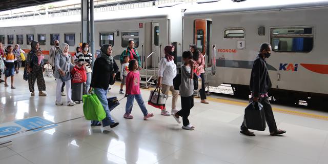 Kereta Api Jarak Jauh Angkut 4,2 Juta Penumpang Selama Mudik Lebaran 2026