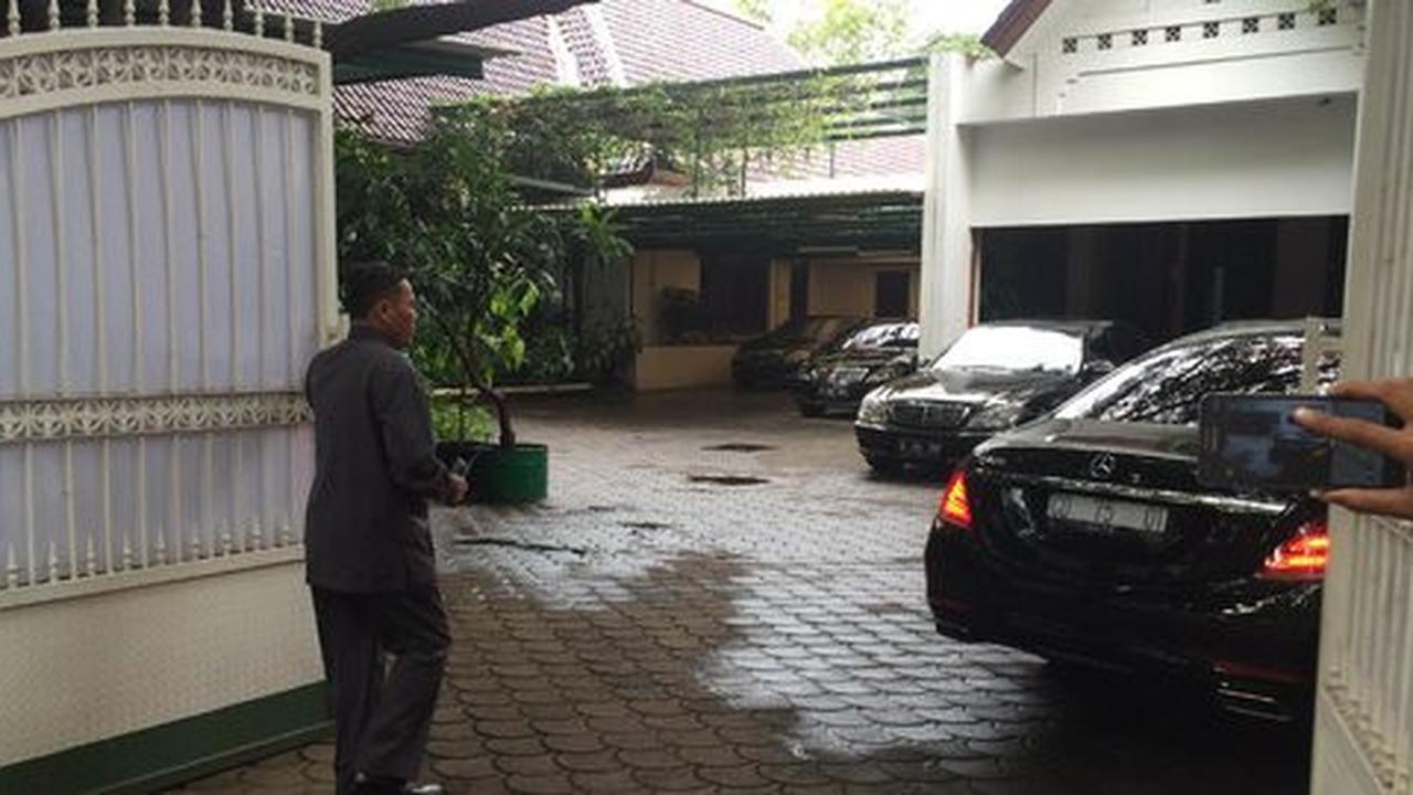Usai hadiri pelantikan menteri baru, Mega dikunjungi banyak tamu