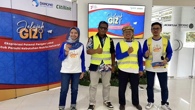 Ahli Gizi Prof Ahmad Sulaeman dan Head of Climate and Water Stewardship Danone Indonesia Ratih Anggraeni