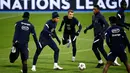 Pemain Prancis, Kylian Mbappe, saat mengikuti latihan jelang laga lanjutan UEFA Nations League 2020/2021 di Stadion Maksimir, Kroasia, Rabu (14/10/2020). Prancis akan menghadapi Kroasia. (AFP/Franck Fife)
