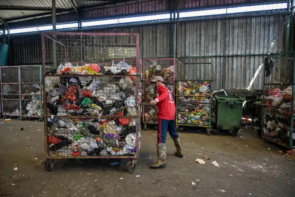 Hasil Riset: Indonesia Penghasil Polusi Plastik Terbesar Ketiga di Dunia