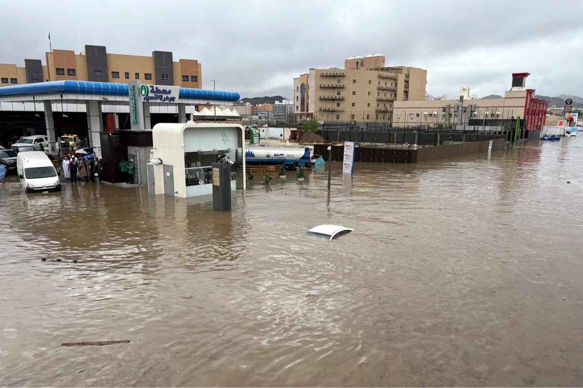 Banjir terjang Mekkah, Arab Saudi