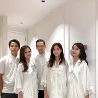 Gaya Lebaran keluarga alumni Gadis Sampul 90an; Ersa Mayori. Foto: Instagram/cuttaryofficial.