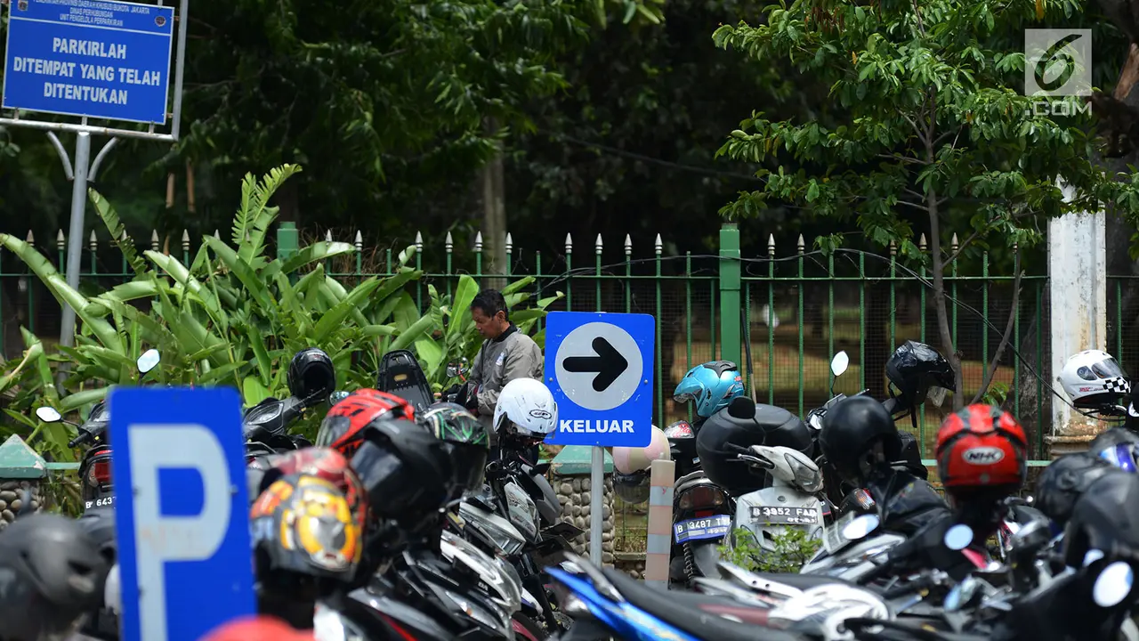Pemprov DKI Berencana Naikan Tarif Layanan Parkir