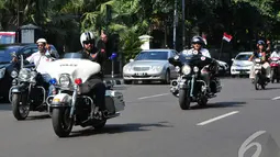Simpatisan Prabowo-Hatta melakukan konvoi keliling Jakarta dengan menggunakan kendaraan roda dua, Jakarta, Kamis (10/9/2014) (Liputan6.com/Johan Tallo)