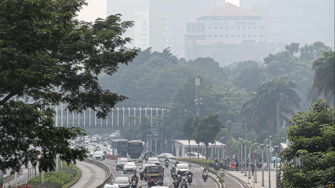 Jokowi akan menindak tegas perusahaan yang tidak memakai scrubber. Dirinya menegaskan, kesehatan masyarakat adalah hal yang sangat penting.