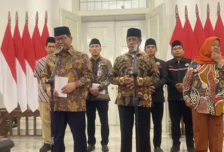 Gubernur DKI Jakarta Pramono Anung menghadiri acara Pelantikan Pengurus DPW dan DPC Ikatan Keluarga Madura (IKAMA) di Balai Agung, Balai Kota DKI Jakarta, Rabu (19/8/2026). (Liputan6.com/Devira Prastiwi)