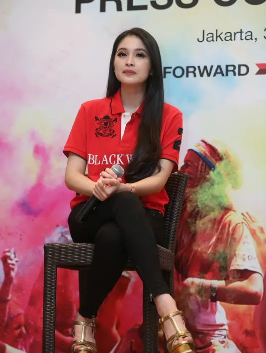 Sandra Dewi