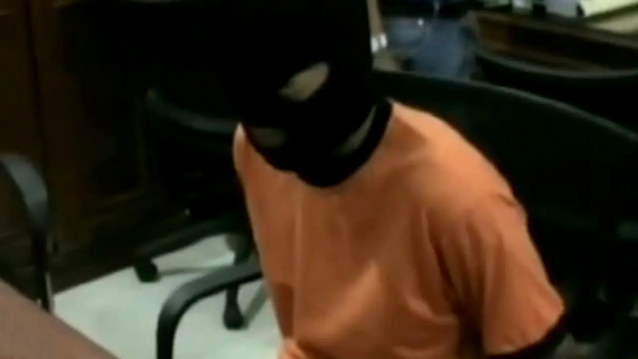 Sekeluarga Dihabisi Mantan Pacar