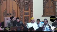 Gus Iqdam bersama jemaah dari Palu Sulawesi Tengah (tangkap Layar TikTok @garanganst_/nugroho purbo)