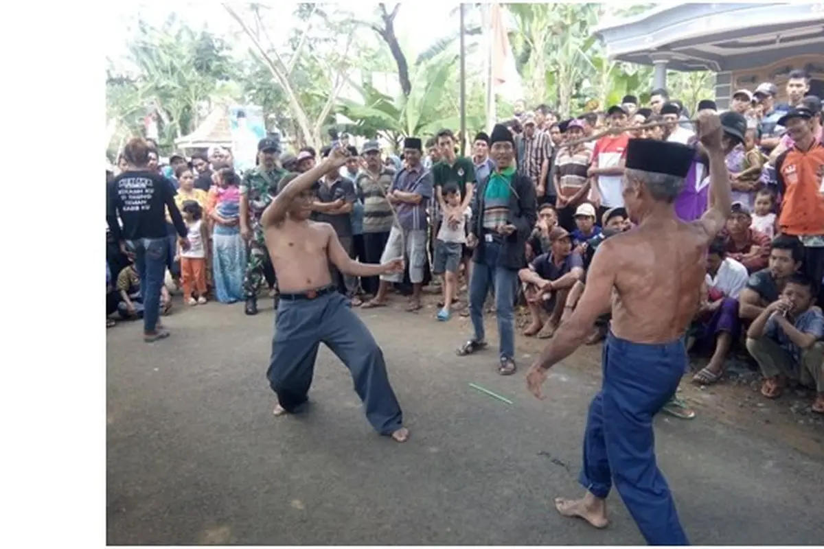 Ojung, Jejak Keberanian dan Doa dalam Ritual Leluhur Madura