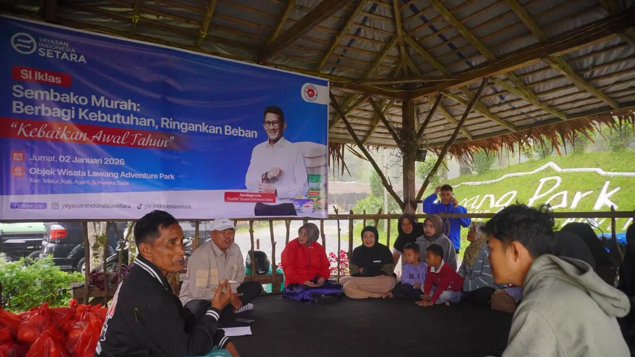 Yayasan Indonesia Setara (YIS) menggelar bazar sembako murah serba Rp 10.000 untuk meringankan beban warga terdampak bencana di Sumatra Barat (Istimewa)