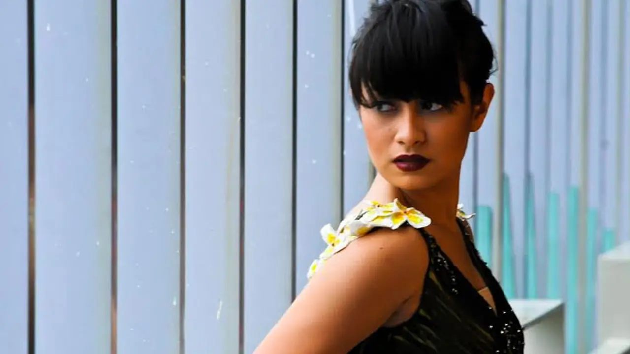 vicky monica trauma jadi artis?
