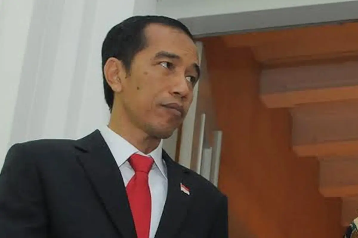 Jokowi belum menentukan ajudan dari Polri. 