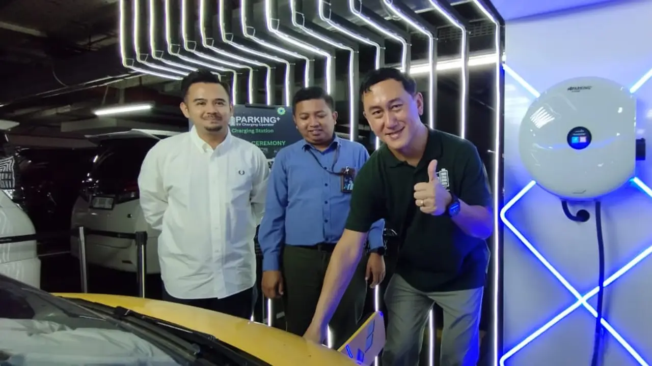Foto peresmian EV Charging Station Kota Kasablanka