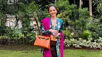 Mendadak beredar kabar BCL akan menikah dengan Tiko Aryawardhana di Bali. Ini dikonfirmasi Staf Pendaftaran KUA Pasar Minggu Jakarta, Emma Fatmayani. (Foto: Dok. Instagram @bclsinclair)