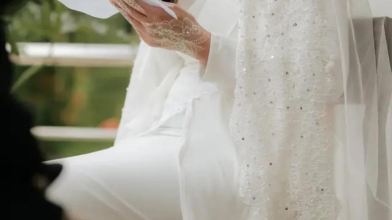 7 Gaya Alya Nabila Istri Gunawan Dwi Cahyo, Inspirasi Pengantin Muslimah 2025