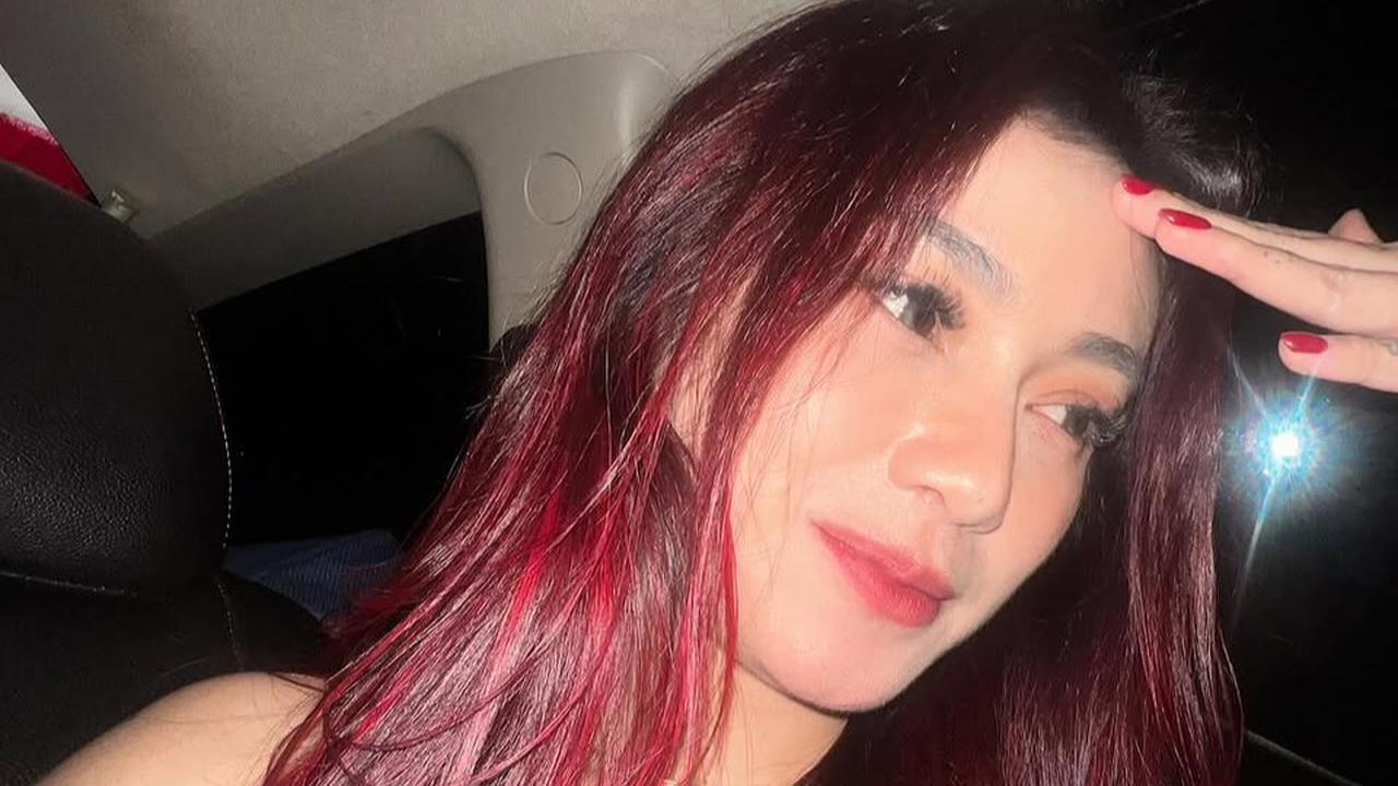 4 Potret Dara The Virgin dengan Makeup Minimalis, Inspirasi Tampil Makin Fresh dan Percaya Diri