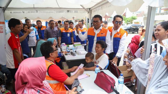 Peduli Banjir, BRI Beri Pengobatan Gratis kepada Korban Banjir di Tambun Bekasi