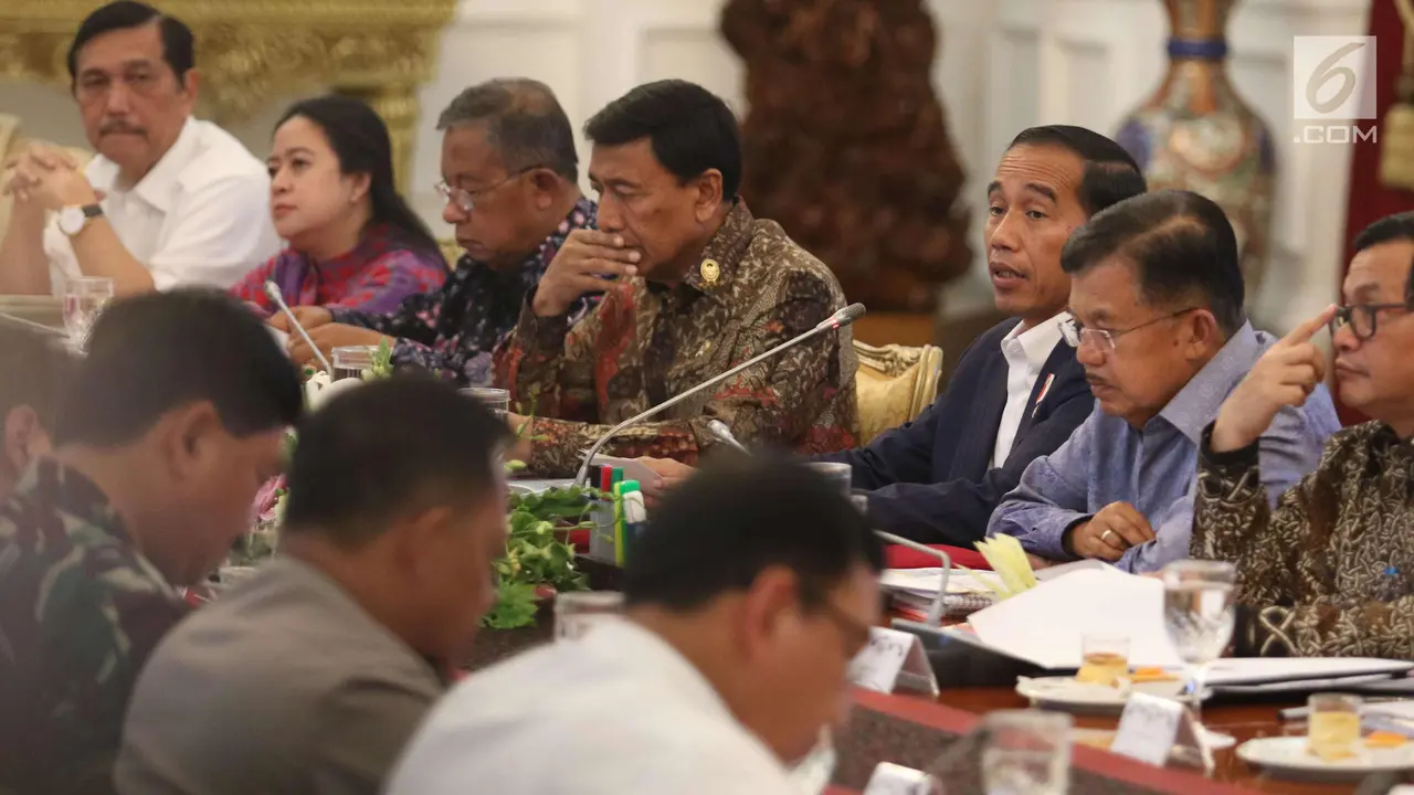 Presiden Jokowi Pimpin Ratas Persiapan Natal dan Tahun Baru